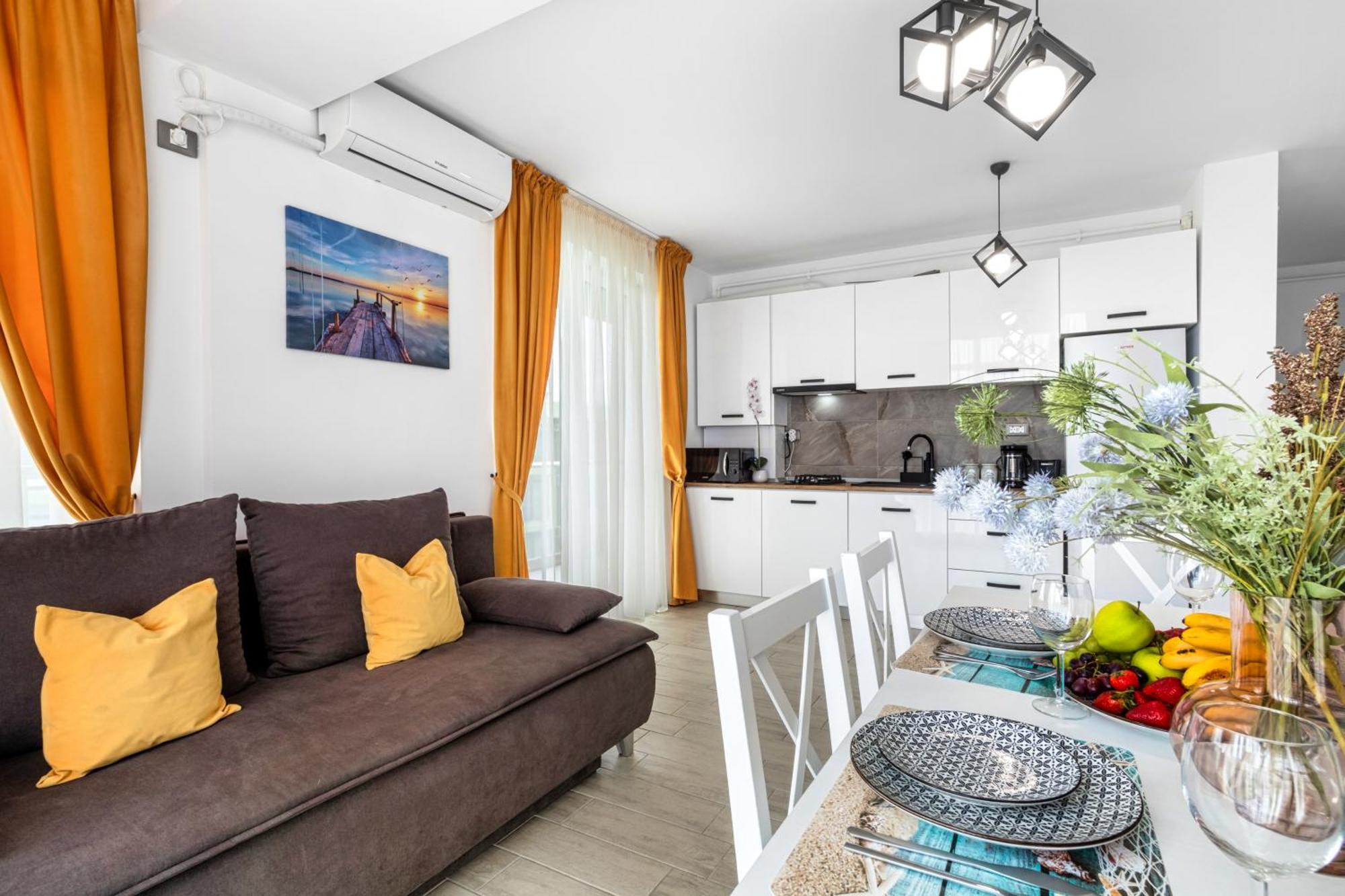 Azur 148 - Pool & Spa Beach Mamaia